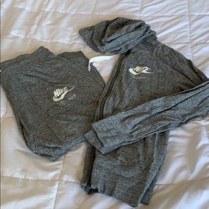 Nike jogging suit